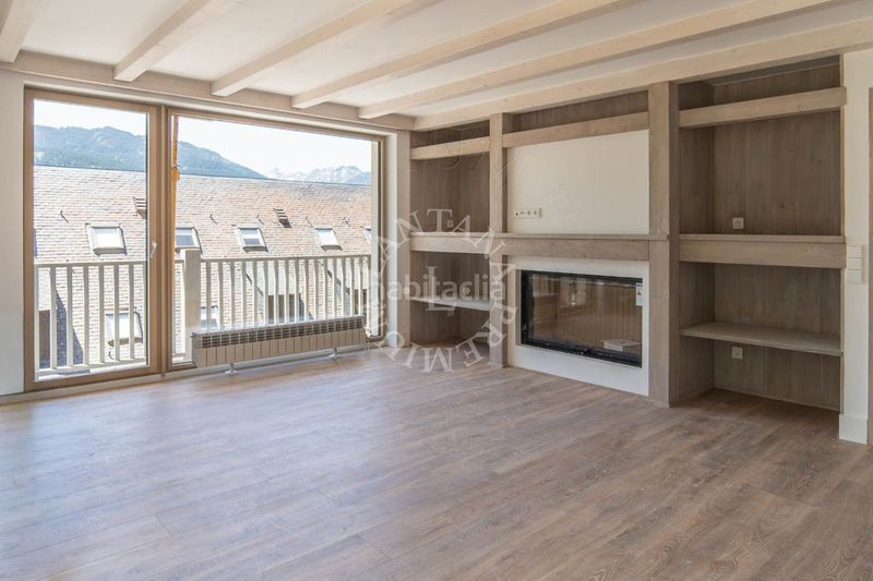 Foto ae485ae3-1c19-4a70-b2af-ba609b6cd722. Casa amb aparcament a Bagergue Naut Aran