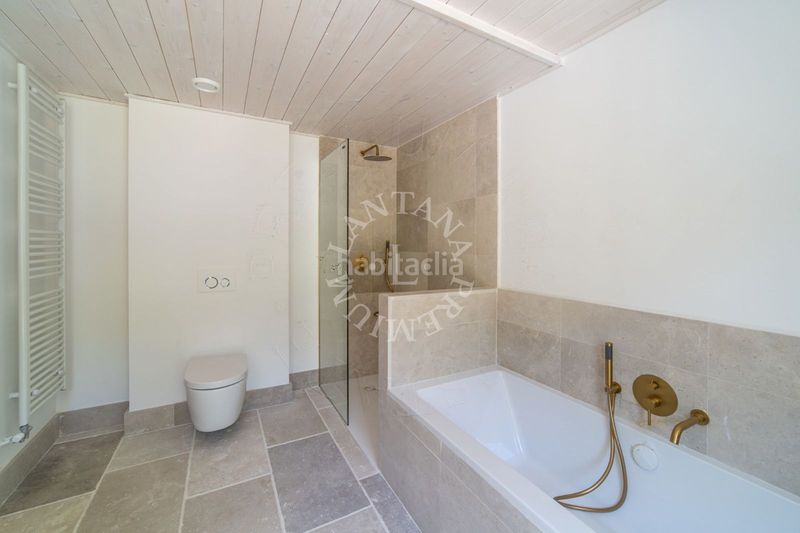 Foto f67b8bf8-2ec5-48a9-82fd-51e492246aa3. Casa amb aparcament a Bagergue Naut Aran