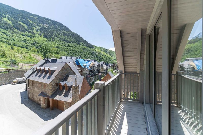 Foto f85f463a-7674-4577-901e-9228e13ddf76. Casa amb aparcament a Bagergue Naut Aran