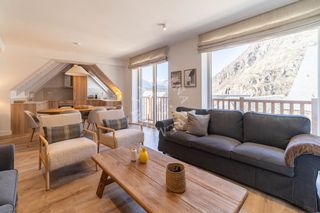 Appartement in Major 22. Apartamento de obra nueva con 3 dormitorios en bagergue