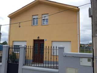Maison  A ponte rosende 49. Casa para entrar a vivir próxima a carballo