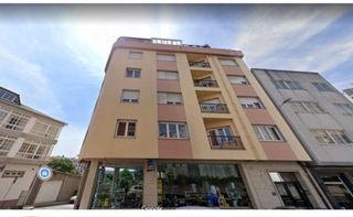Appartamento  Rúa muiño 73. Piso diáfano en carballo a unos metros del centro urbano.