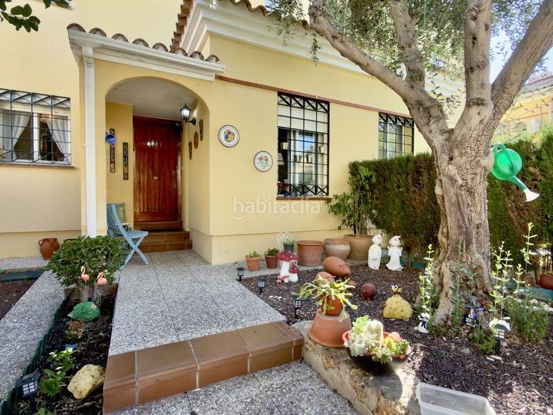 Foto 634e3727-fee9-44a4-9315-76e452579916. Casa amb calefacció aparcament a Aljamar Tomares