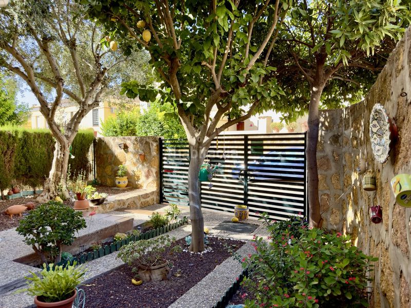 Foto 712a85d7-5e83-4c52-a4b5-bc9505b25964. Casa amb calefacció aparcament a Aljamar Tomares