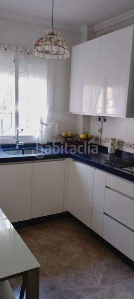 Foto 86090e18-e6d5-413a-b9d7-b1edebc0d8de. Casa amb calefacció aparcament a Aljamar Tomares
