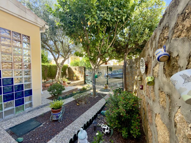 Foto ad1ca4bf-1b35-4968-a045-ecadb8b87380. Casa amb calefacció aparcament a Aljamar Tomares