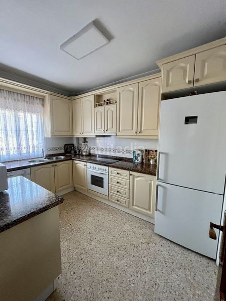 Foto 1a291a1c-79c6-416e-8407-f9d6a8670772. Casa con riscaldamento parcheggio in Castilleja de la Cuesta