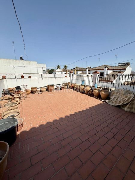 Foto c82917a1-ed72-4b0f-a142-b5e4a66bd706. Casa amb calefacció a Sanlúcar la Mayor