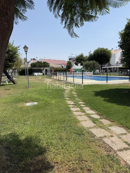 Foto c58e2bf1-7996-4b2d-b0f4-4345fba389ef. Casa amb piscina a Sanlúcar la Mayor