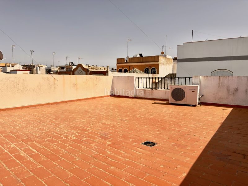 Foto 6a5fbb85-dd49-4e07-97a5-135e55a00607. Casa amb calefacció a Lora del Río