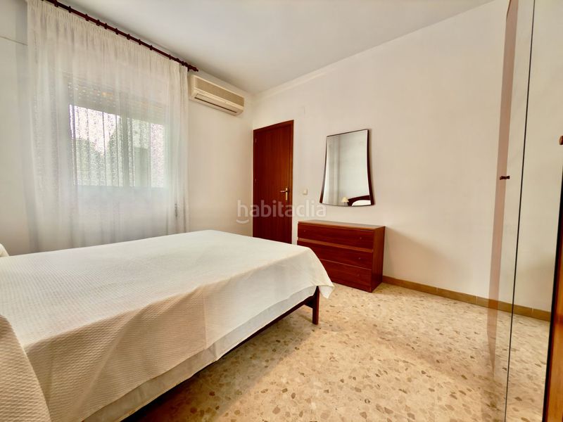 Foto abd07943-1738-4ea1-b44f-8533c6dda4bd. Casa amb calefacció a Lora del Río