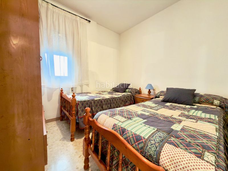 Foto aecaef21-9474-4c9a-b27b-8be393148525. Casa amb calefacció a Lora del Río