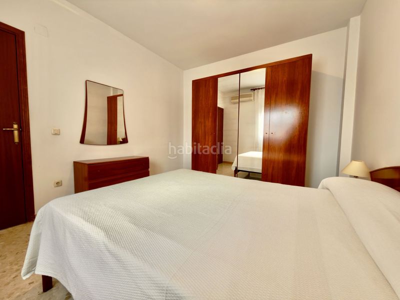 Foto cbd98799-d510-4c7d-9aab-1ee4f373b7b4. Casa amb calefacció a Lora del Río