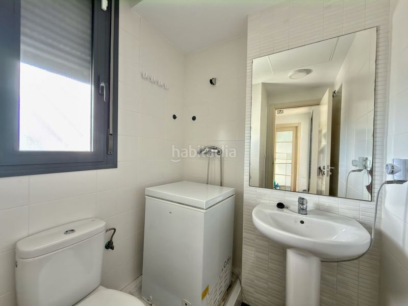 Foto b5000399-9ec2-4707-8571-ee62b62bf869. Casa amb calefacció aparcament piscina a Las Pajanosas Guillena
