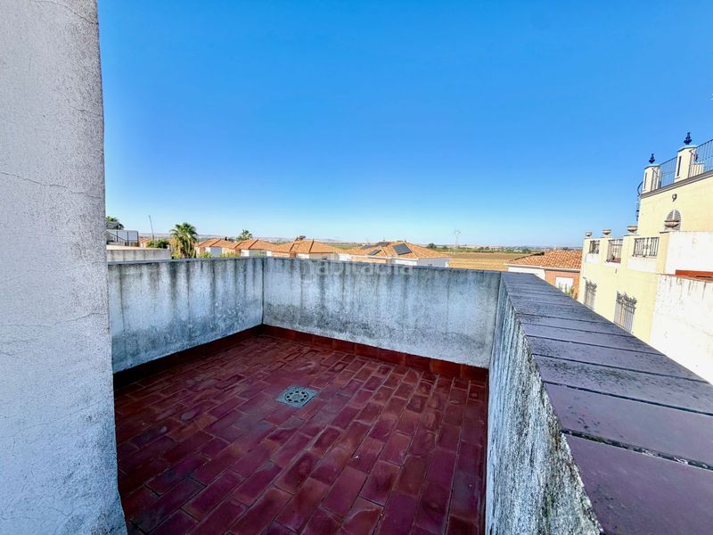 Foto e8cfce05-5589-4b29-bb30-2f6f306b52ef. Casa amb calefacció aparcament a Alcalá del Río