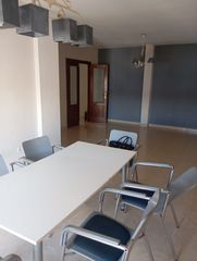 Appartement à Gines. Piso en venta en pueblo, 4 dormitorios.
