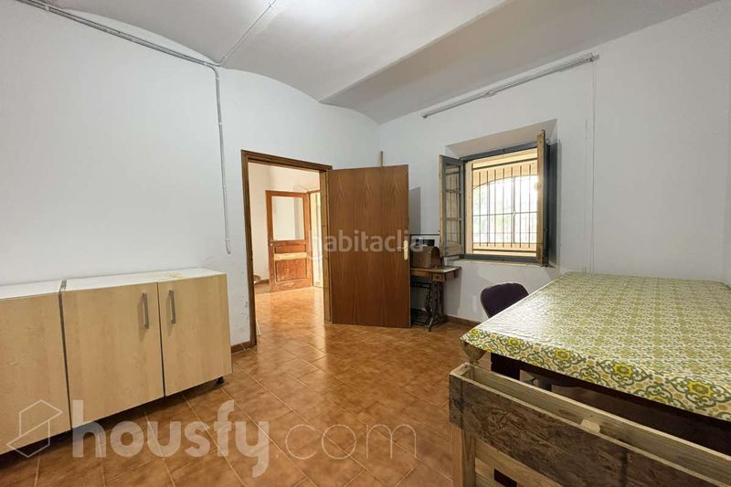 Foto f8700317-61be-4e00-92f5-d62bacfd1b23. Casa a Bàscara