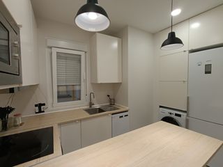 Alquiler Piso  Calle de donoso cortés. Exclusiva residencia reformada en calle donoso cortés