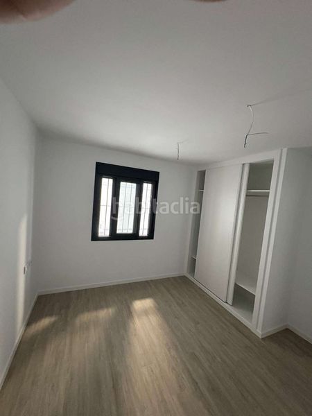 Foto 13c005b1-d2ae-4d9a-a014-57aa43f862e1. Apartament amb aparcament piscina a Los Almendros - El Limonero - El Tomillar Málaga