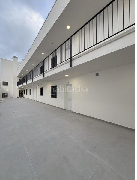 Foto 188abd3a-ea9c-434d-bc3a-51fbdb255984. Apartament amb aparcament piscina a Los Almendros - El Limonero - El Tomillar Málaga