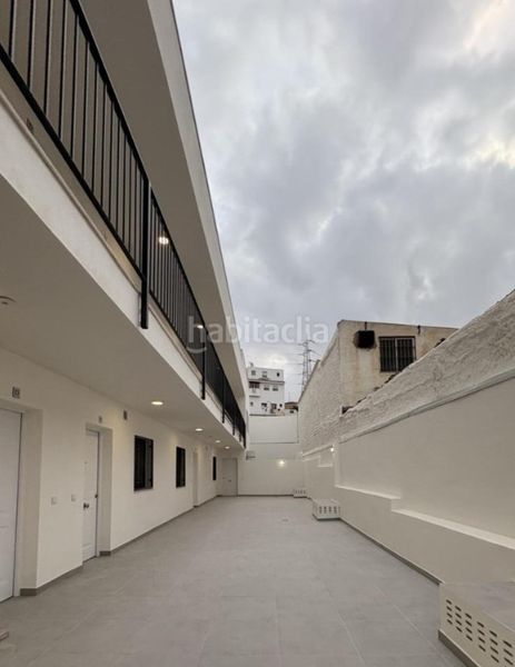 Foto 61e35ef6-7319-44cd-a1cc-f0ee3bdc9791. Apartament amb aparcament piscina a Los Almendros - El Limonero - El Tomillar Málaga