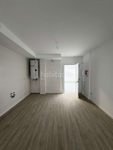 Foto 7297659d-528e-4bc1-badb-21e014d3ee23. Apartament amb aparcament piscina a Los Almendros - El Limonero - El Tomillar Málaga