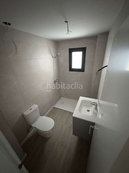 Foto 824f15ac-ce9e-4128-ab2f-75b22cba180f. Apartament amb aparcament piscina a Los Almendros - El Limonero - El Tomillar Málaga