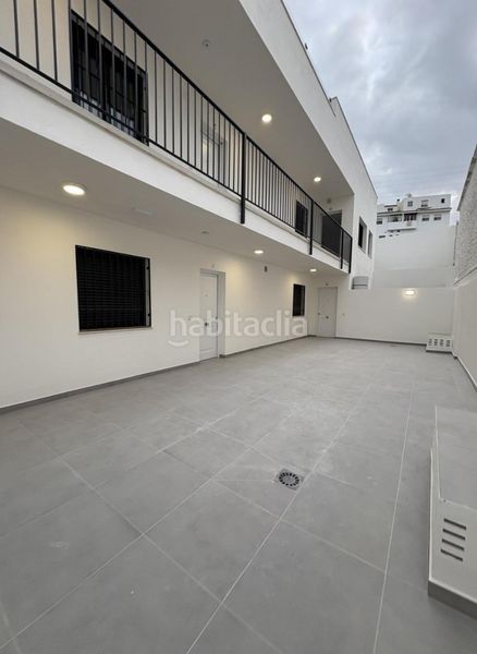 Foto 8b17e140-34b7-48d4-abc8-f22f465c446a. Apartament amb aparcament piscina a Los Almendros - El Limonero - El Tomillar Málaga