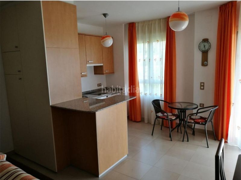Foto 43ff3dcc-41e1-4b69-982f-0a91740f8d2b. Apartament amb calefacció aparcament piscina a Solymar Benalmádena