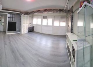 Etagenwohnung in Parque Ayala - Jardín de la Abadía - Huelín