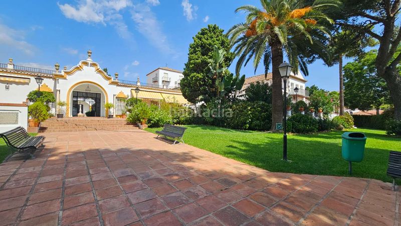 Foto 3280f7fd-bbc8-4973-87fb-bc0e993e11a6. Apartament amb calefacció aparcament piscina a Montemar Torremolinos