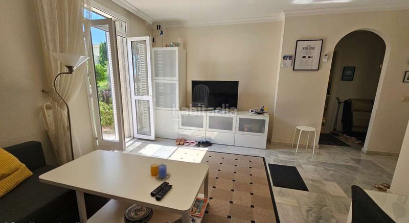 Foto 55a1bee2-9bdb-4a55-89f4-952194bd7396. Apartament amb calefacció aparcament piscina a Montemar Torremolinos