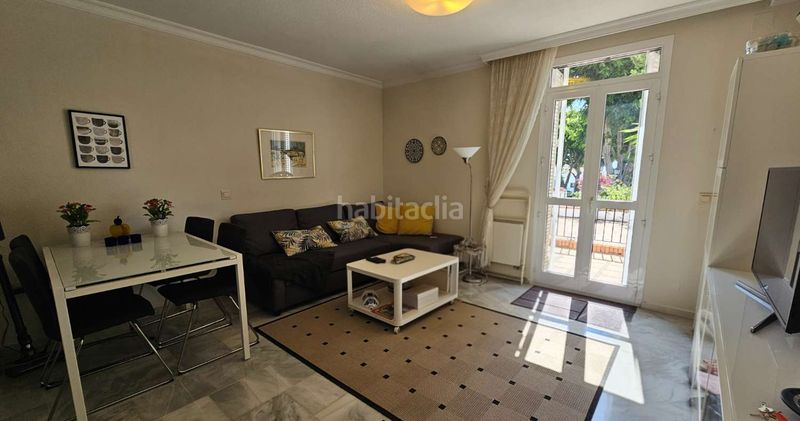 Foto ce22f837-06d5-45ba-98cd-da274bac7087. Apartament amb calefacció aparcament piscina a Montemar Torremolinos