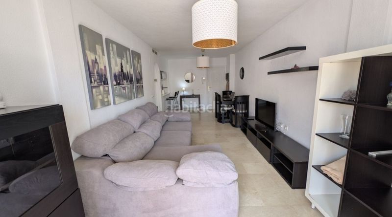 Foto 11eb4657-f562-4a01-bb37-a3bee5bc3bbb. Apartament amb calefacció aparcament piscina a Zona Centro Comercial Torrequebrada Benalmádena