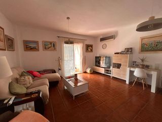 Chalet in Puertosol