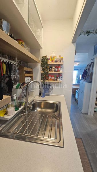 Foto f3fb94c2-9150-4eeb-9ad1-f2bf56e483e1. Estudi amb calefacció aparcament piscina a El Bajondillo Torremolinos