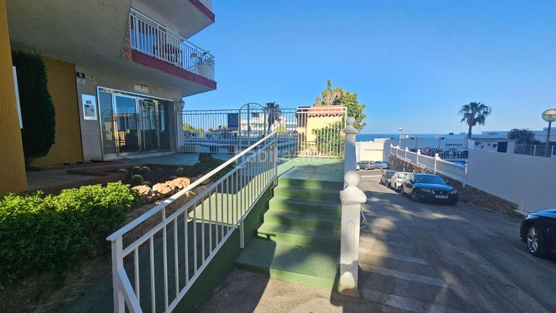 Foto 41d53f5b-6b1f-41b5-8fe5-85462f909af0. Estudio en El Bajondillo Torremolinos