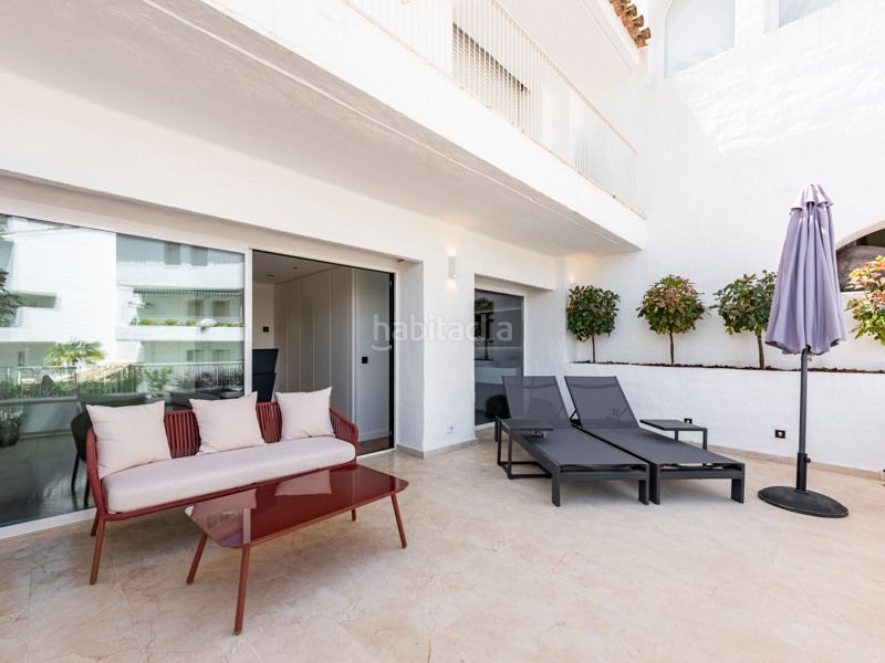 Foto 4df21dd8-ebdd-4229-9d60-dd0b13c2e583. Apartament amb calefacció aparcament piscina a Río Real Marbella