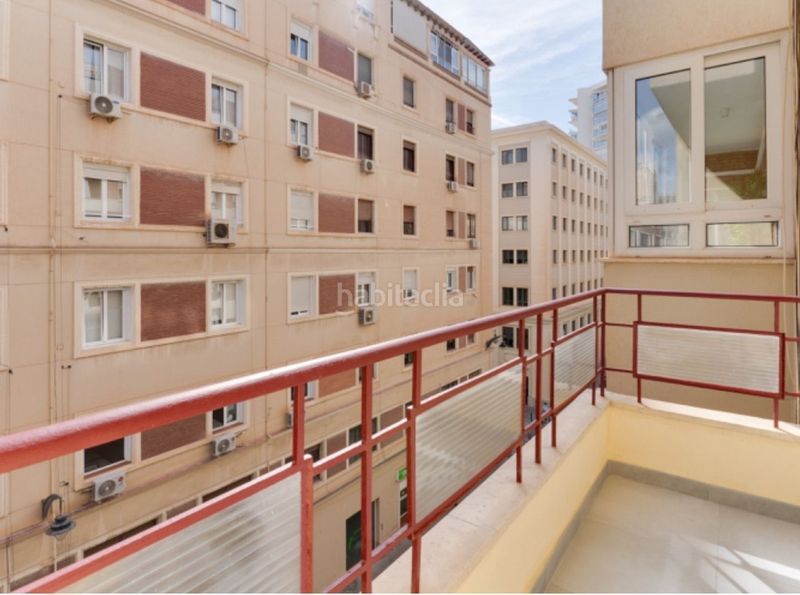 Foto 4f3e2e80-5134-4dd2-814b-3209a65ffa13. Apartament amb calefacció a Ensanche Centro - Puerto Málaga