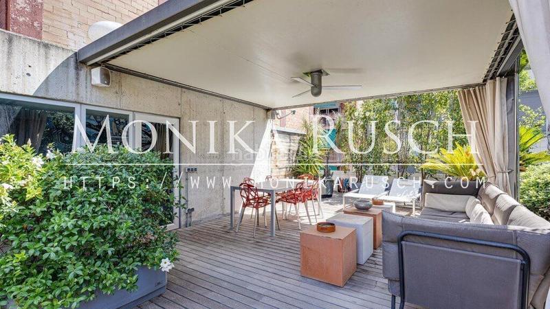 Foto 2193c673-46c0-4845-92ed-1cc4e4acc0bd. Casa adosada moderna casa en venta en el putxet en Barcelona