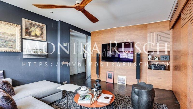 Foto 37b218b6-e463-4be3-969a-ba9ffddeb3ee. Casa adosada moderna casa en venta en el putxet en Barcelona
