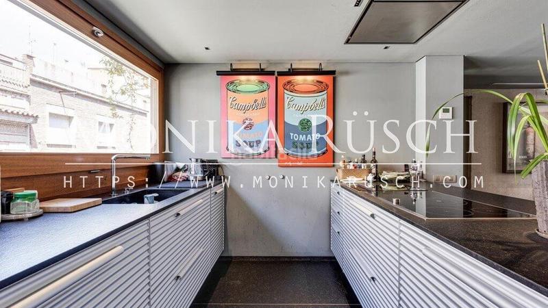 Foto a10777e2-bf1a-4309-8d0c-b7629e41f24e. Casa adosada moderna casa en venta en el putxet en Barcelona