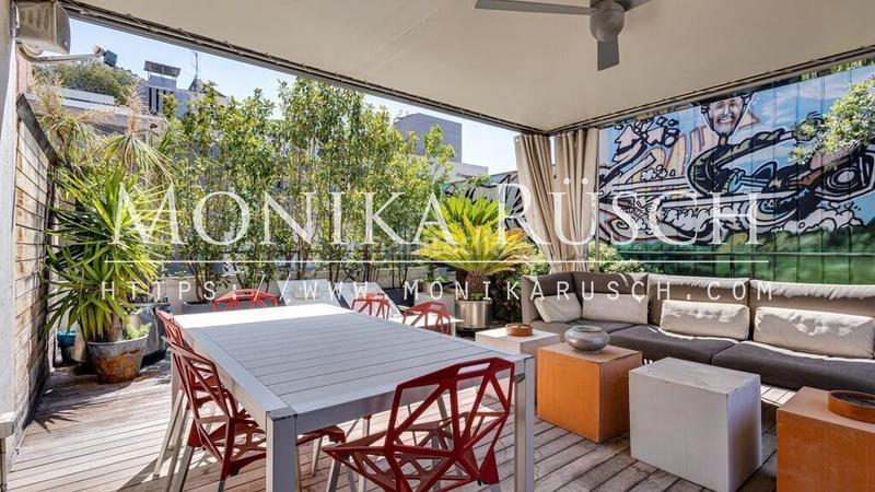 Foto b0b806a8-fe27-49d7-9659-af0d72db2ac9. Casa adosada moderna casa en venta en el putxet en Barcelona