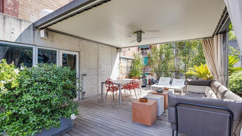 Foto e9256bef-b68a-4a4a-ac95-b2b2aee277f0. Casa adosada moderna casa en venta en el putxet en Barcelona