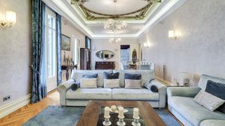 Lloguer Pis a Dreta de l´Eixample. Magnífica propiedad de 258 m2 ubicada en una finca modernistas r