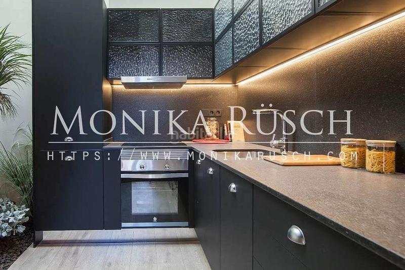 Foto b8d238f2-0791-401d-ba5b-9d51fa5834f7. Pis amb calefacció piscina a Raval Barcelona