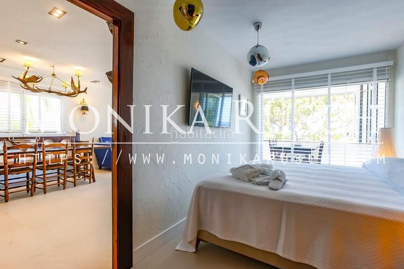 Foto 1192adcf-4fa9-4cb4-86d9-87f21304f376. Alquiler piso exclusivo apartamento de lujo en alquiler temporal sobre el port daiguadolç, en Sitges