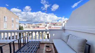 Casa adossada a Centre. Casa en venta en el casco antiguo de sitges