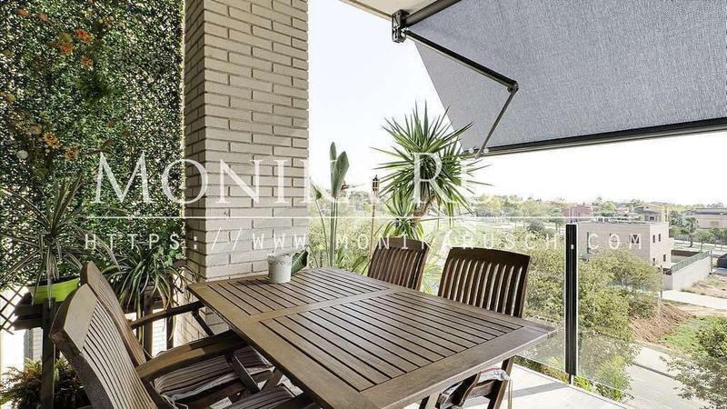 Foto c3910d49-8583-4b7c-891f-f01f09a06e58. Pis amb calefacció piscina a La Collada-Sis Camins Vilanova i la Geltrú