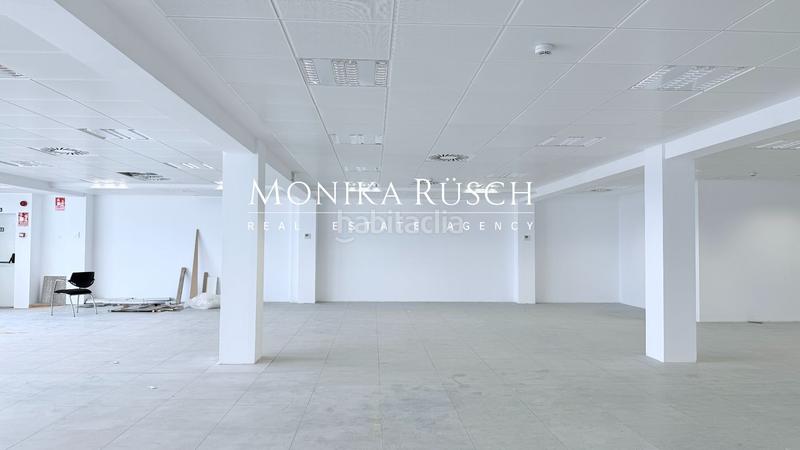 Foto 3c742542-5344-4cb8-8ad5-7a3884604cf7. Lloguer oficina amb calefacció a El Parc i la Llacuna del Poblenou Barcelona